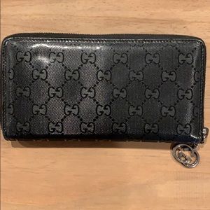Fall SALE 🎃Gucci zip wallet